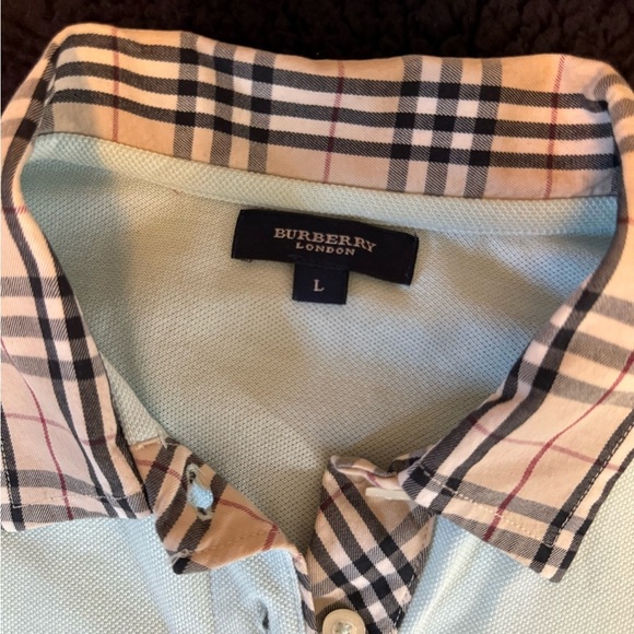 Burberry baby blue  Polo with Signature Plaid Collar - Picture 3 of 9